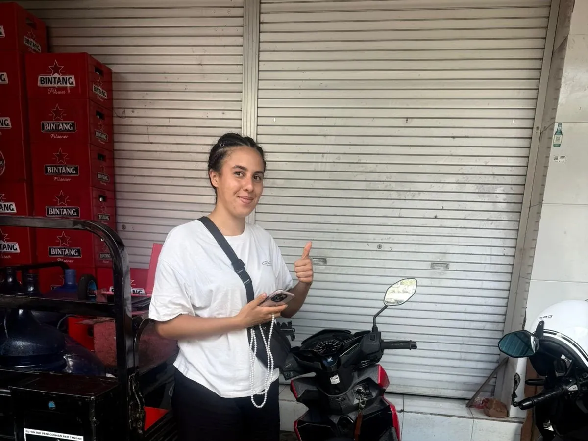 Sacha Brygo renting a scooter in Seminyak, Bali