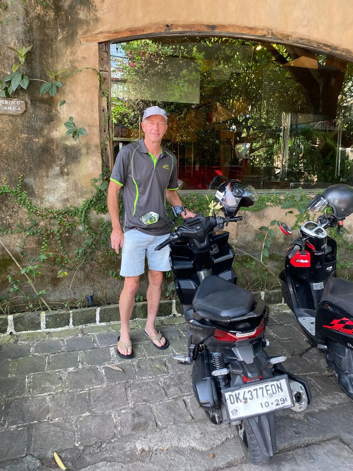 Kateryna Tkachenko renting a scooter in Canggu, Bali